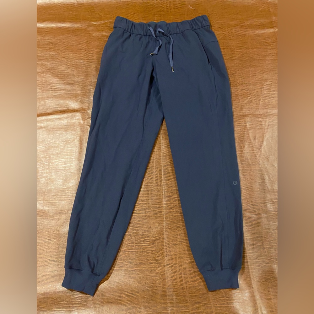 Women’s Lululemon blue joggers